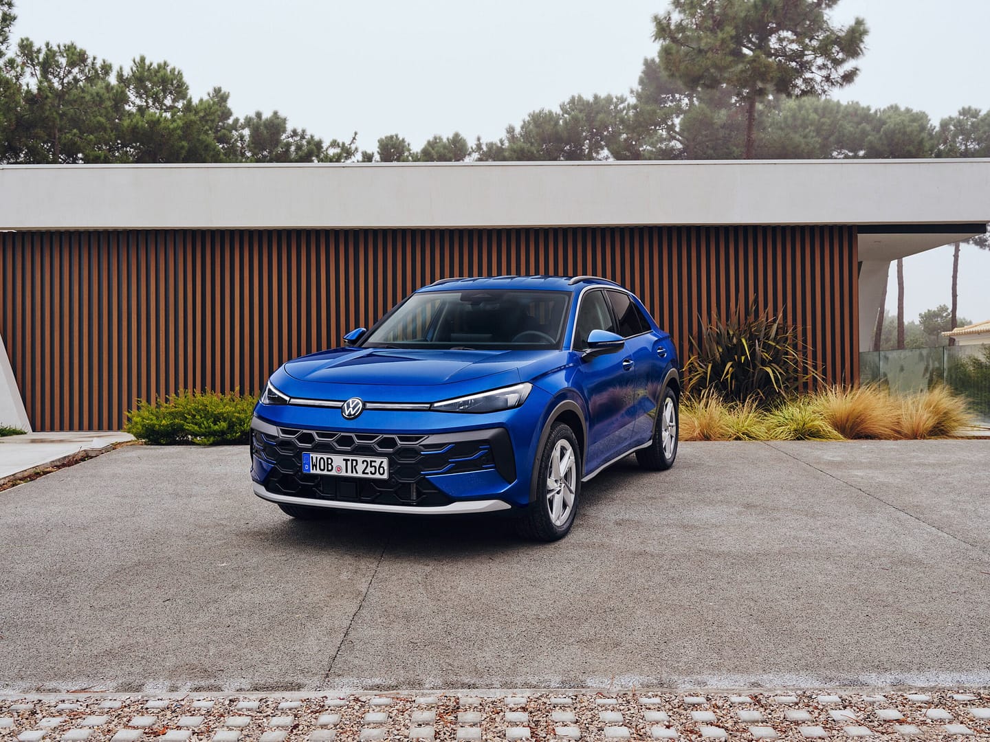 Volkswagen T-Roc: Το SUV που ζει μαζί με την οικογένεια την κάθε μέρα
