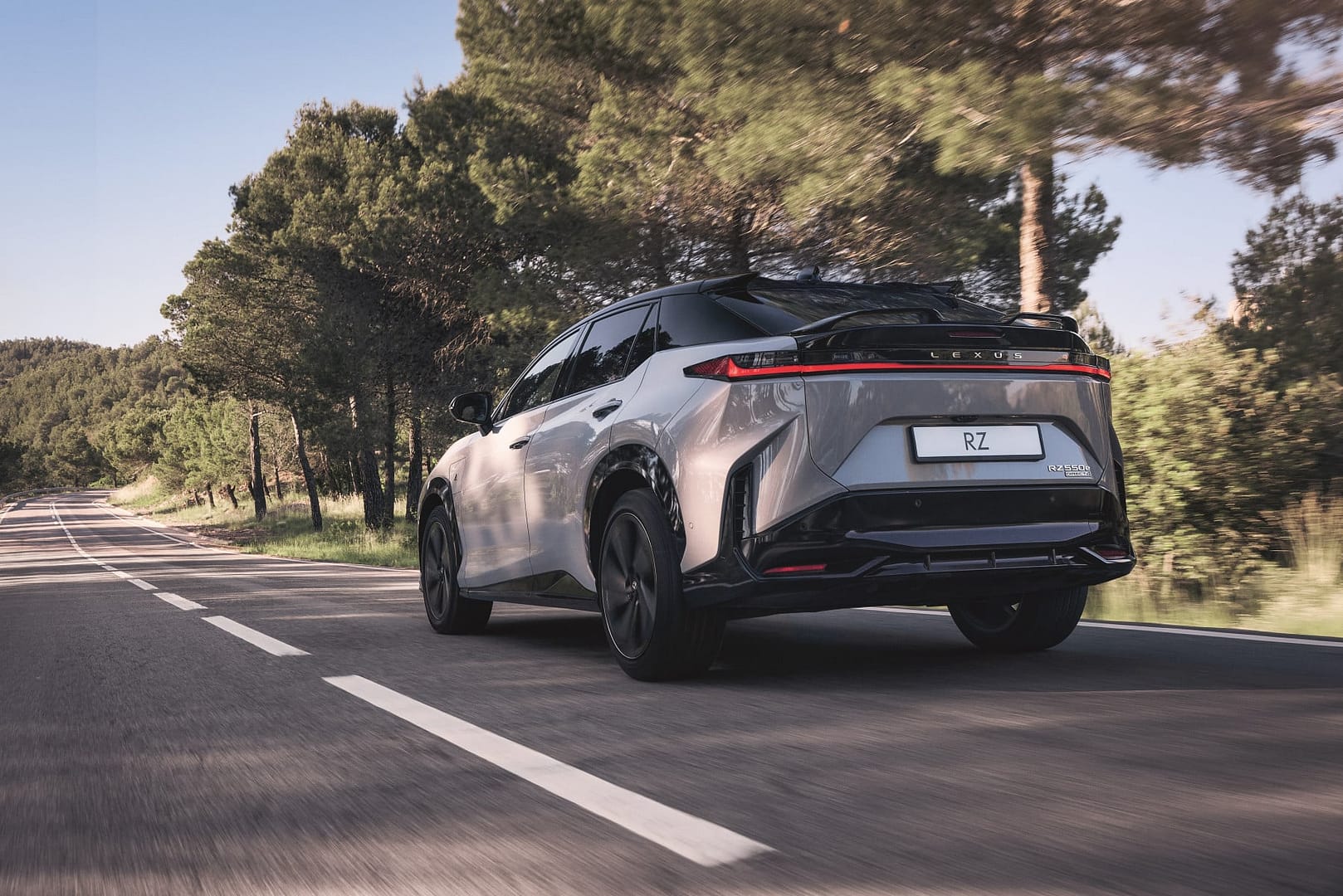 Lexus Interactive manual drive: H νέα διάσταση στην ηλεκτροκίνηση