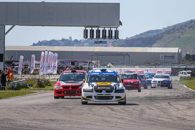 AUTOVISION Hellenic Auto GP: Έντονες μάχες και μεγάλο πλήθος θεατών